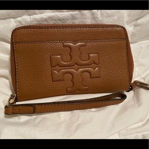 Tory Burch wristlet